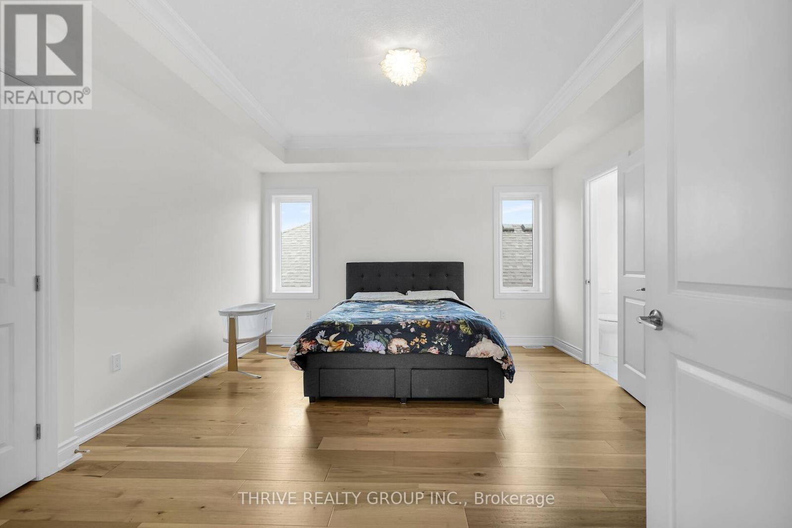 3 Elliot Street, Strathroy-Caradoc (Se), ON - Indoor Photo Showing Bedroom