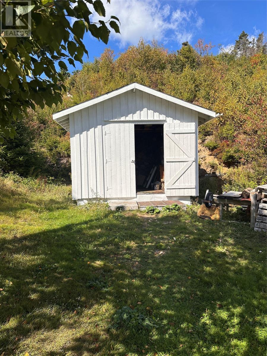 450 Main Road, Big Salmonier, NL - Outdoor