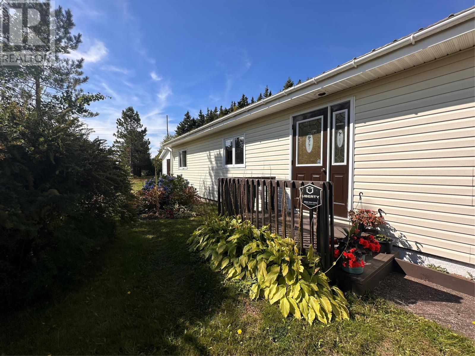 450 Main Road, Big Salmonier, NL - Outdoor
