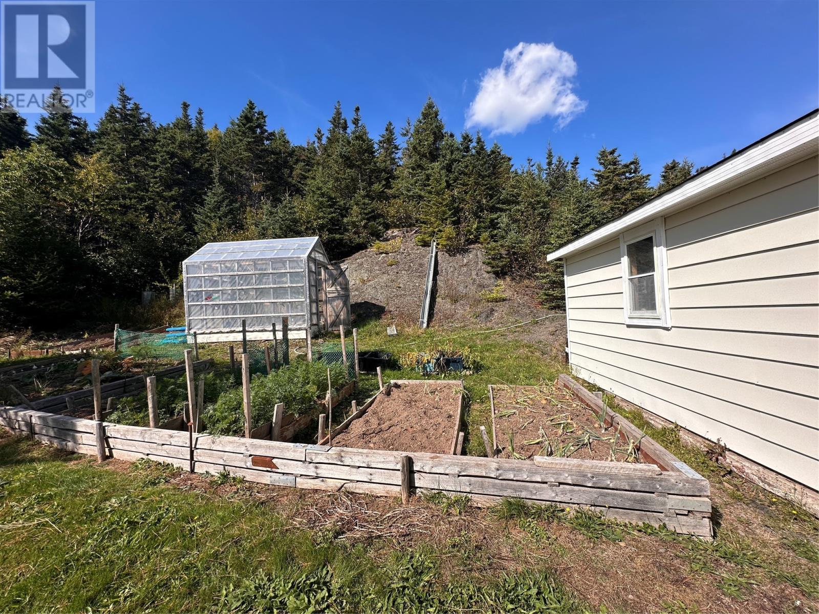 450 Main Road, Big Salmonier, NL - Outdoor
