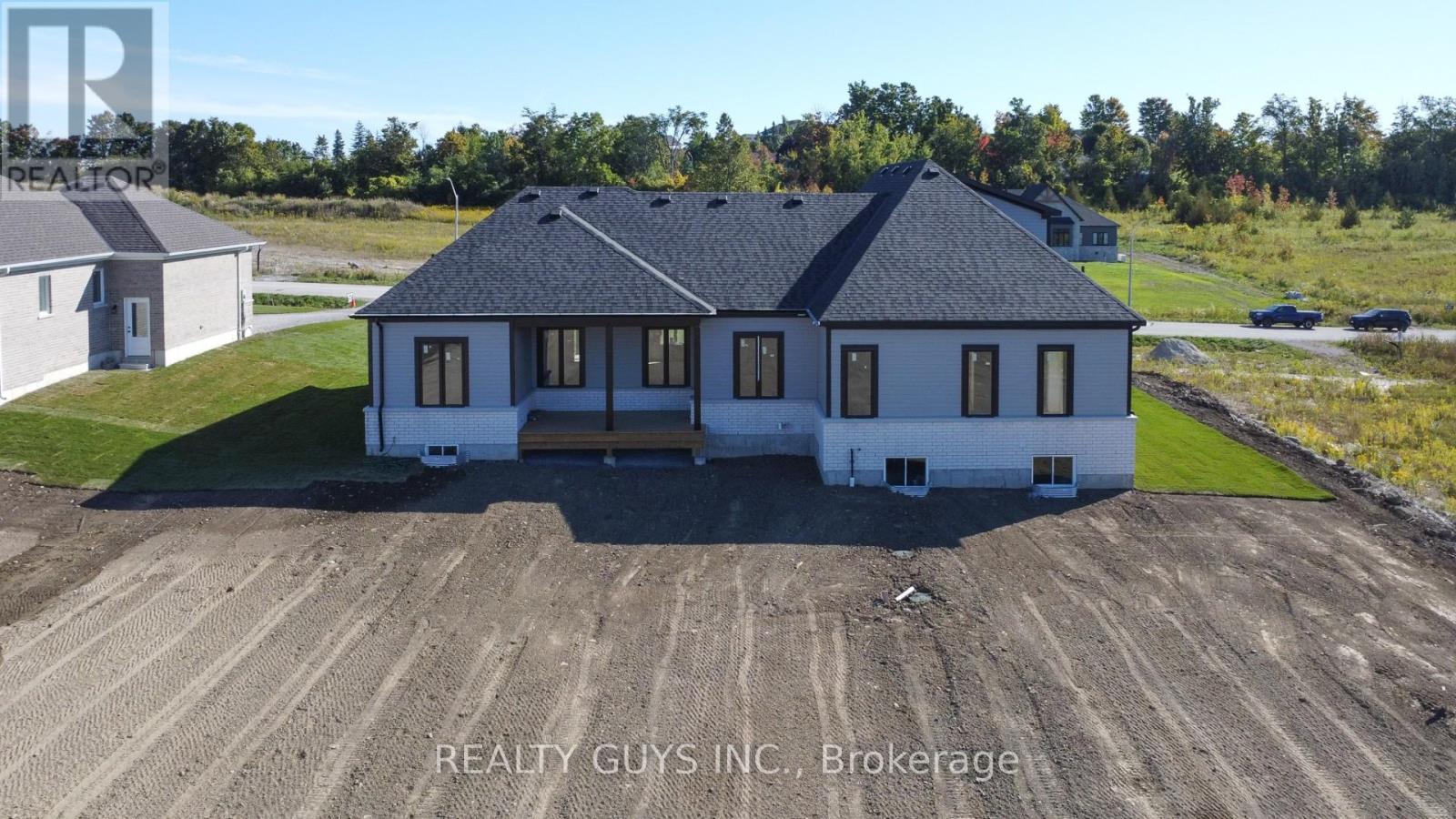 2412 Gwendolyn Court, Cavan Monaghan (Cavan Twp), ON - Outdoor