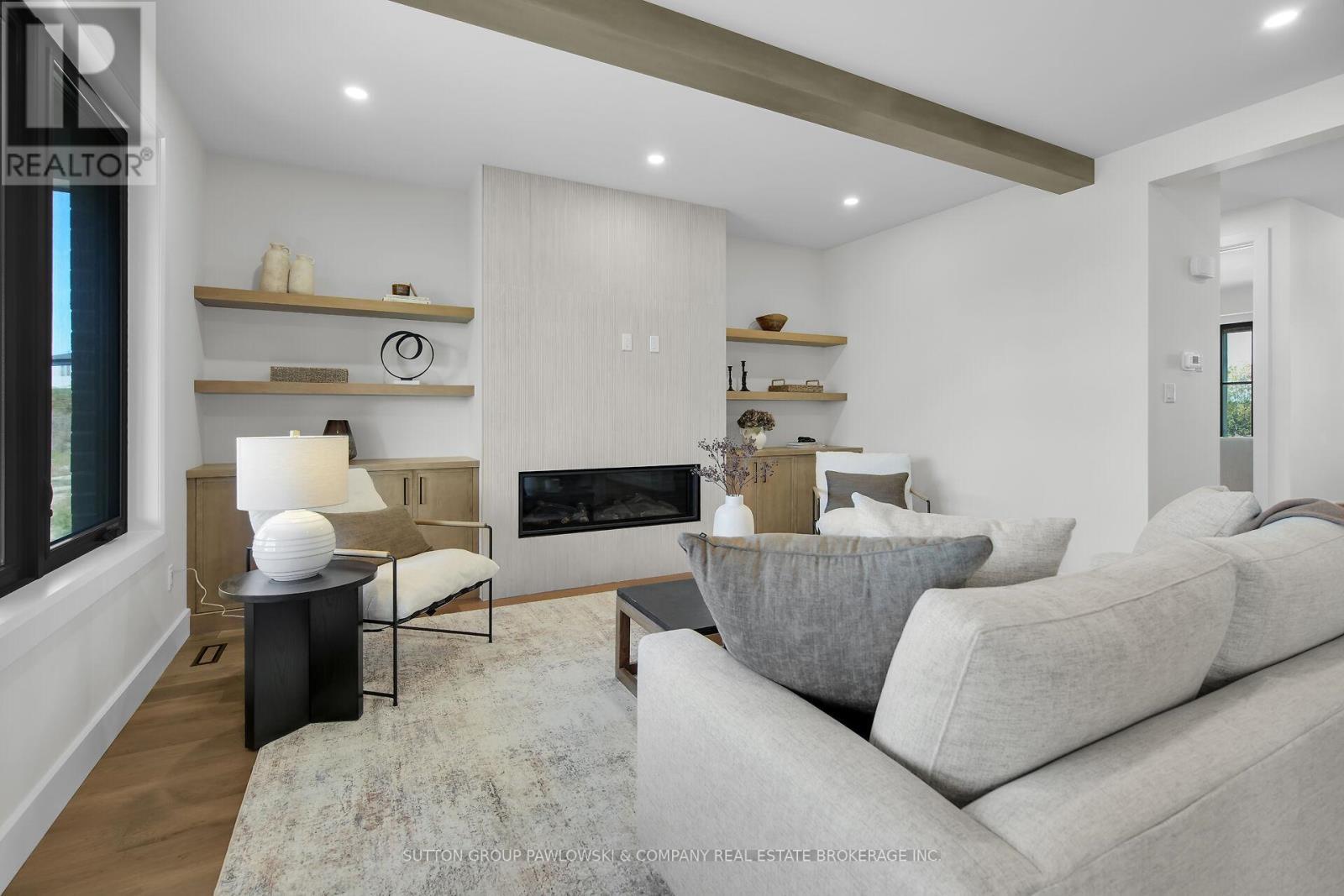 Lot 67 - 40 Benner Boulevard, Middlesex Centre, ON - Indoor With Fireplace