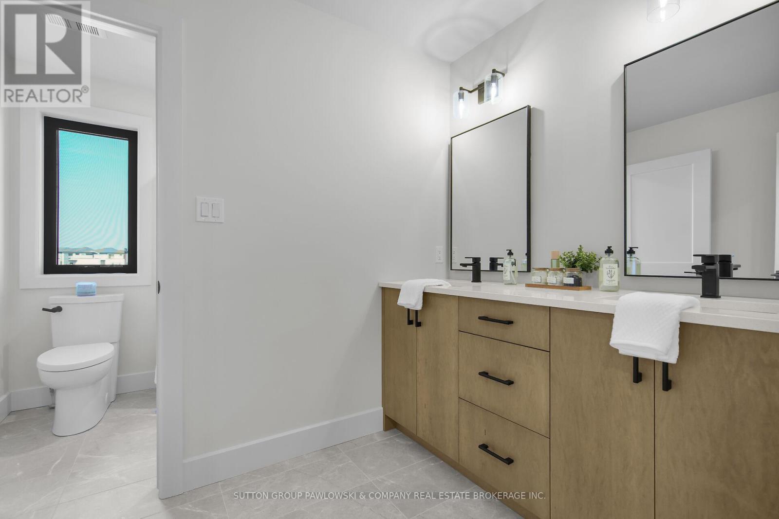 Lot 67 - 40 Benner Boulevard, Middlesex Centre, ON - Indoor Photo Showing Bathroom