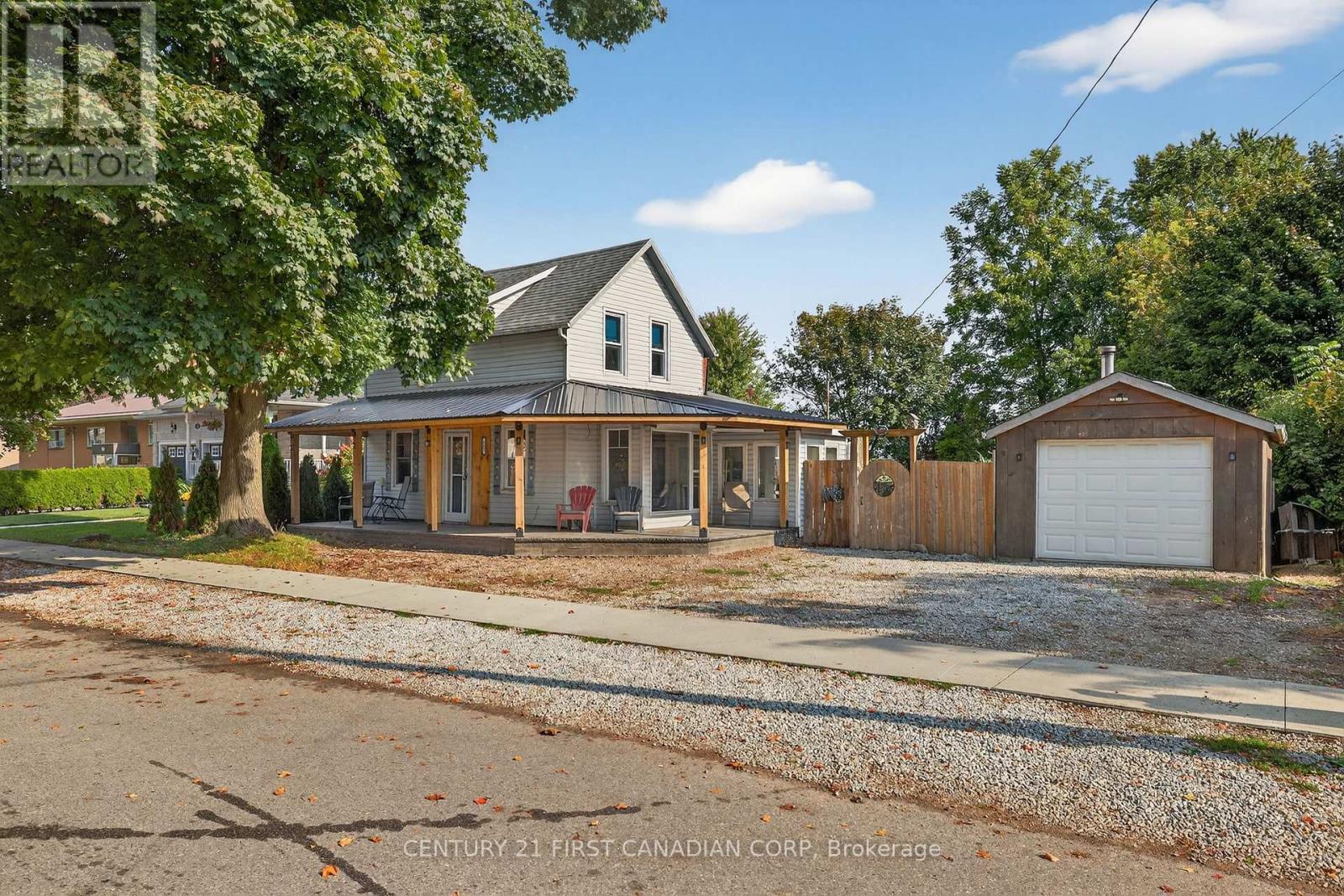 247 Ridout Street, West Elgin (Rodney), ON - Outdoor