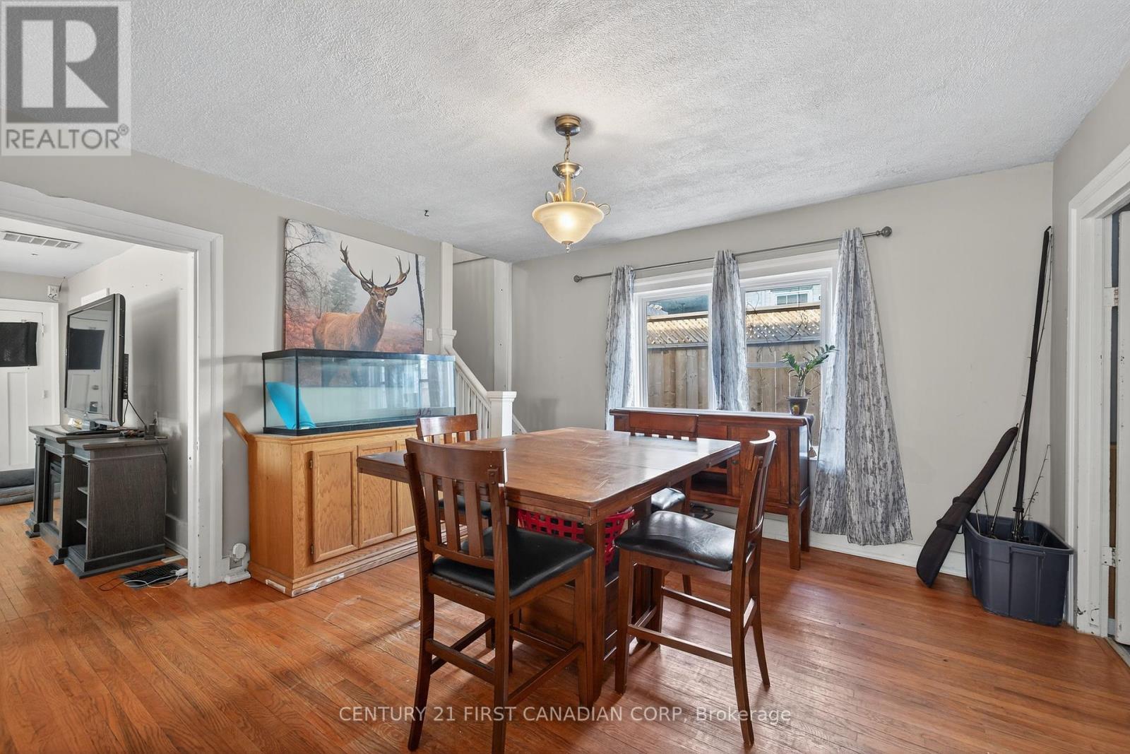247 Ridout Street, West Elgin (Rodney), ON - Indoor Photo Showing Dining Room