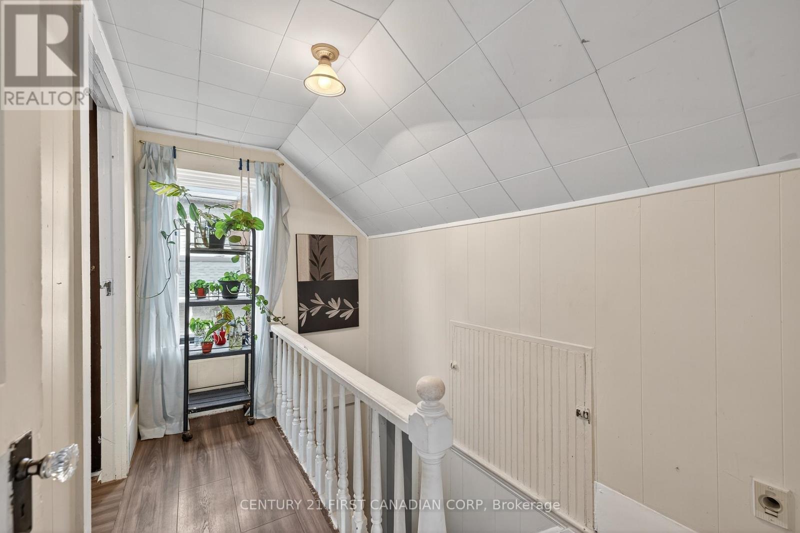 247 Ridout Street, West Elgin (Rodney), ON - Indoor Photo Showing Other Room