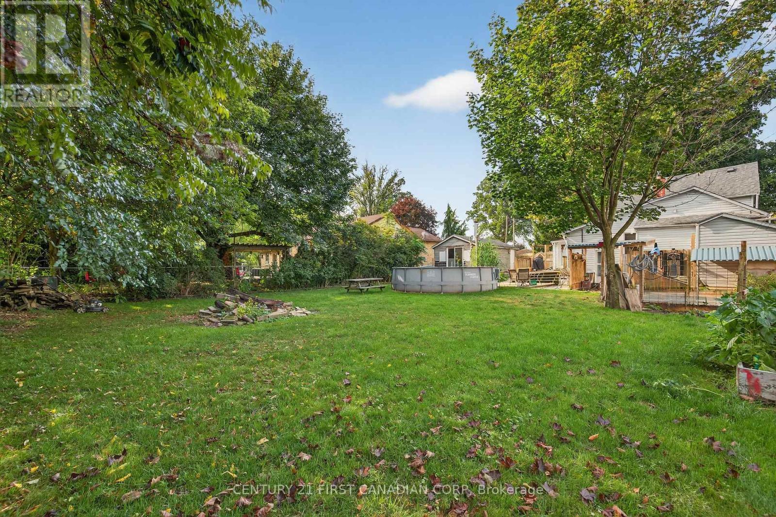 247 Ridout Street, West Elgin (Rodney), ON - Outdoor With Backyard