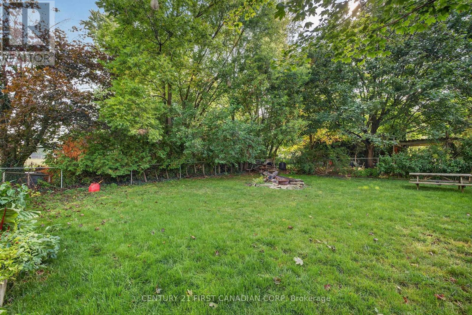 247 Ridout Street, West Elgin (Rodney), ON - Outdoor