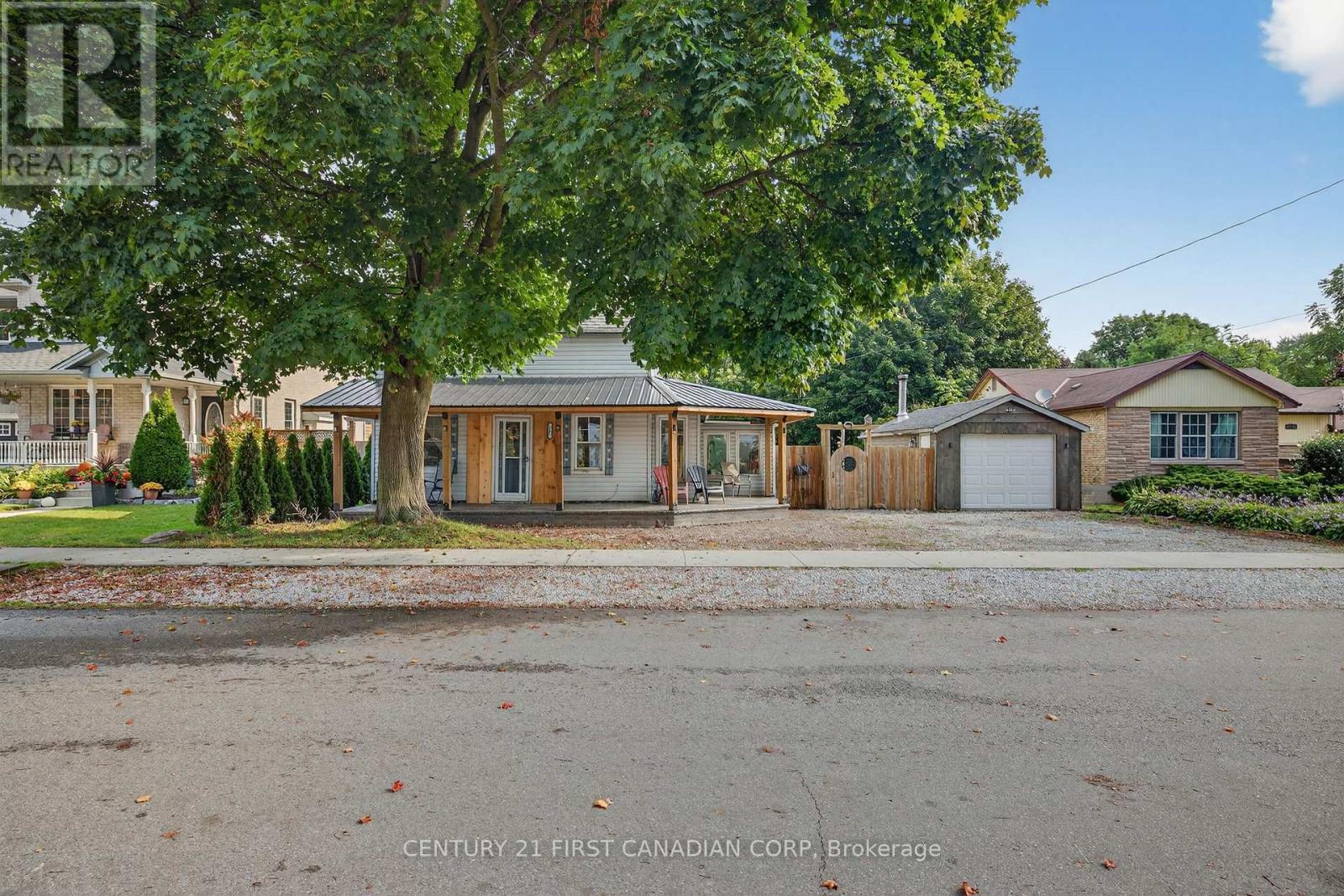 247 Ridout Street, West Elgin (Rodney), ON - Outdoor