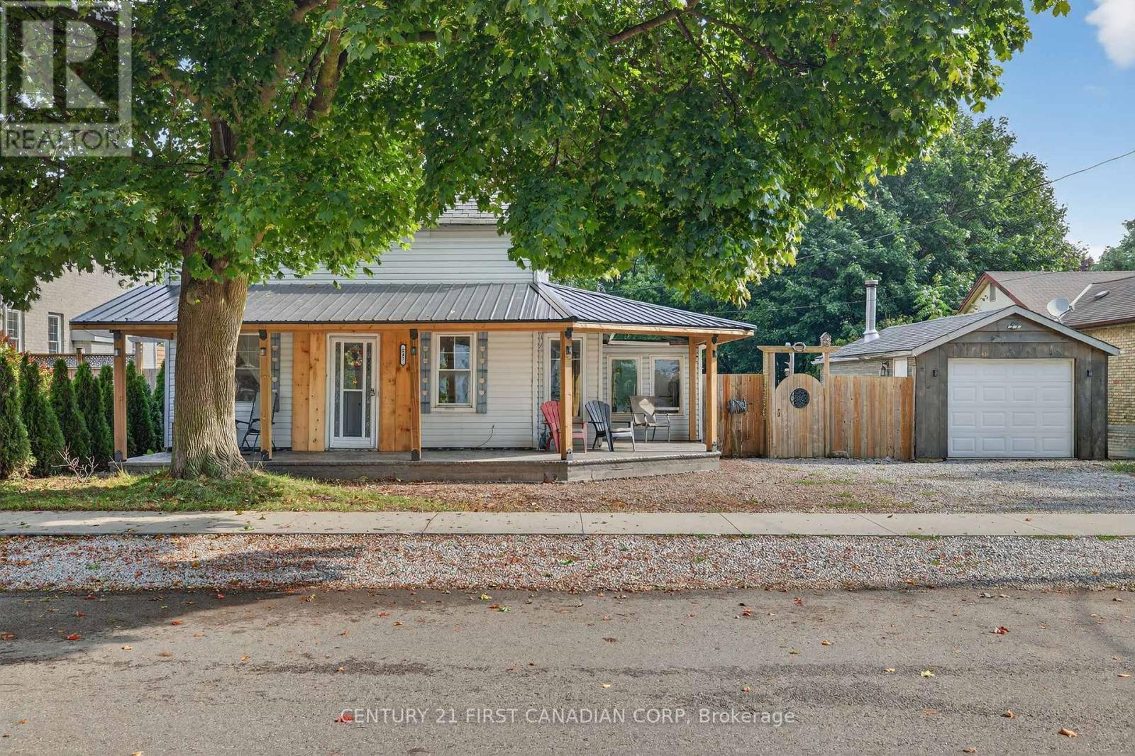 247 Ridout Street, West Elgin (Rodney), ON - Outdoor