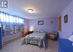 Bedroom 2/3 in lower level -