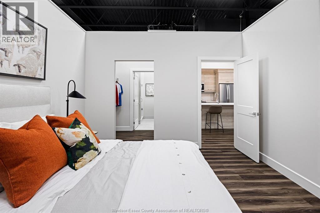 800 Beachside Drive Unit# 309, Lakeshore, ON - Indoor Photo Showing Bedroom