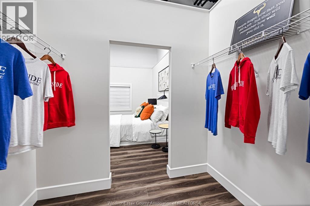 800 Beachside Drive Unit# 309, Lakeshore, ON - Indoor With Storage