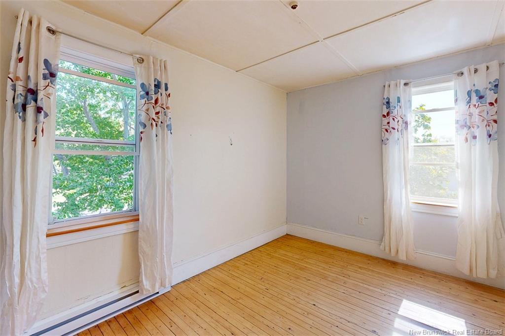 8 Centennial Dr, Minto, NB