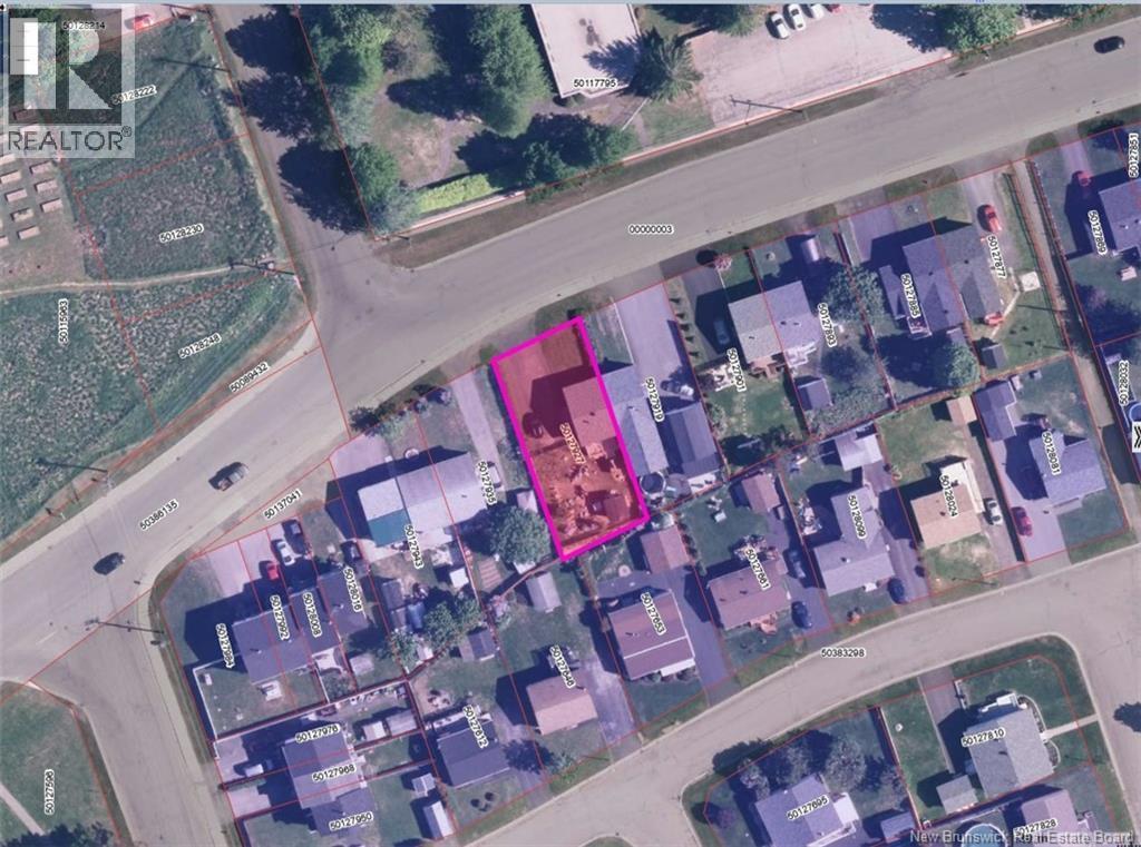 112 Dover Street, Campbellton, NB -