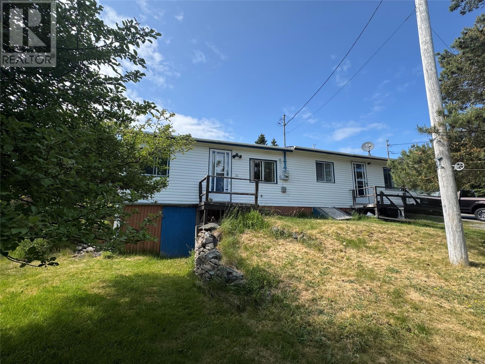 9 Coleys Point South Road, Bay Roberts, NL