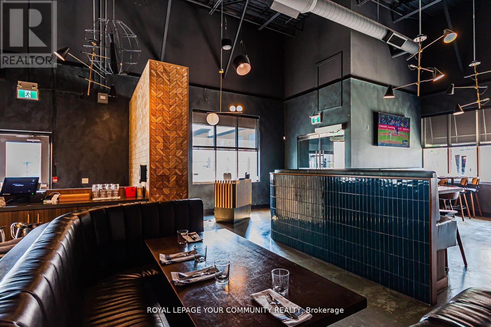 75 Consumers Drive, Whitby, ON