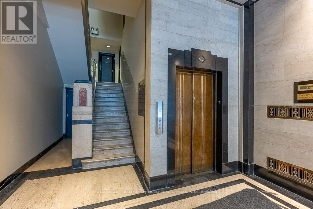 109 Bank Street, Ottawa, ON