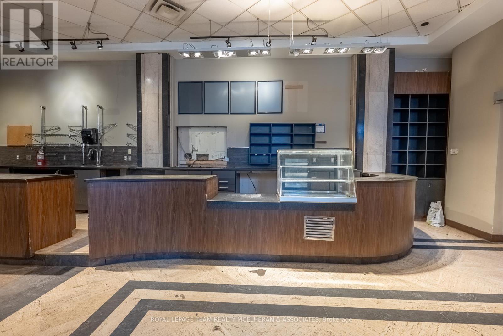 109 Bank Street, Ottawa, ON