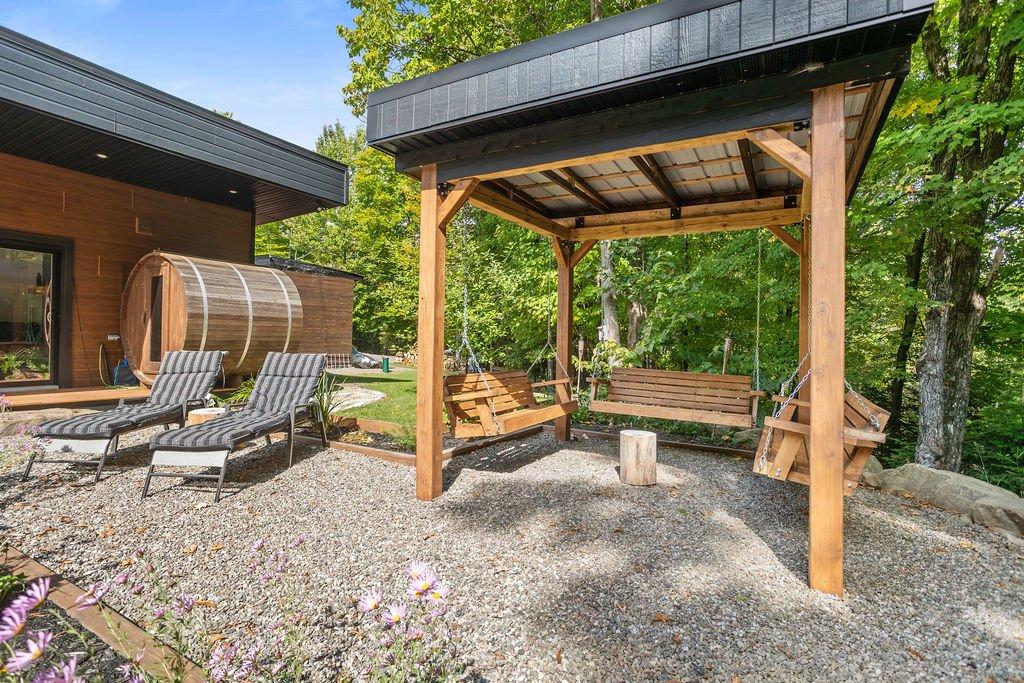 Backyard - 37 Ch. Stephenson, Gore, QC - Outdoor With Deck Patio Veranda With Exterior