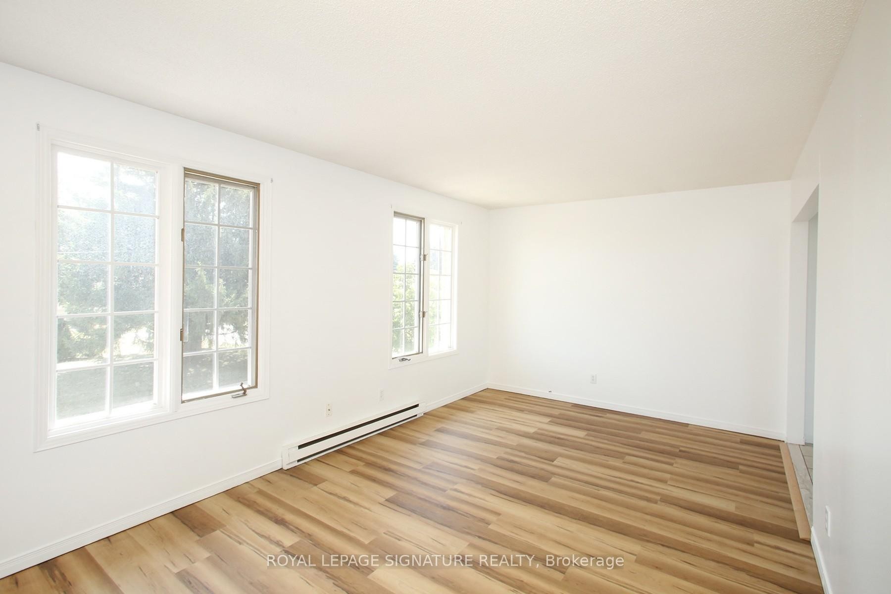 #4-42 Tecumseh Avenue, Oshawa, ON - Indoor Photo Showing Other Room