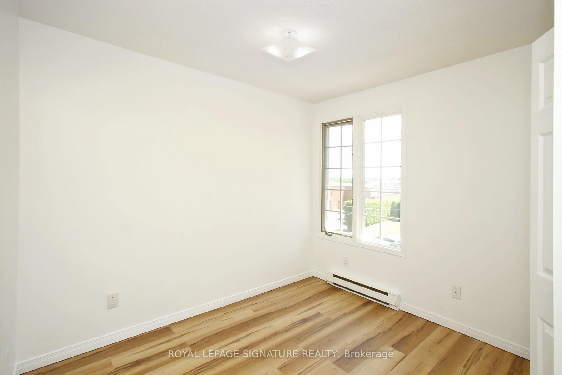 #4-42 Tecumseh Avenue, Oshawa, ON - Indoor Photo Showing Other Room
