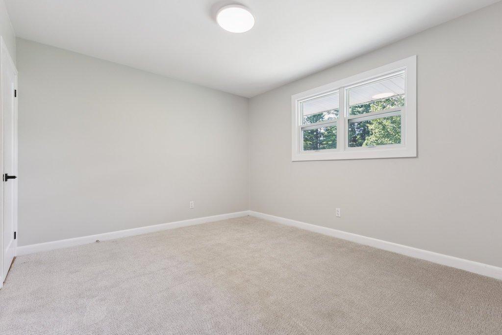 Chambre à coucher - 572 Rue Du Curé-Brady, Gatineau (Buckingham), QC - Indoor Photo Showing Other Room