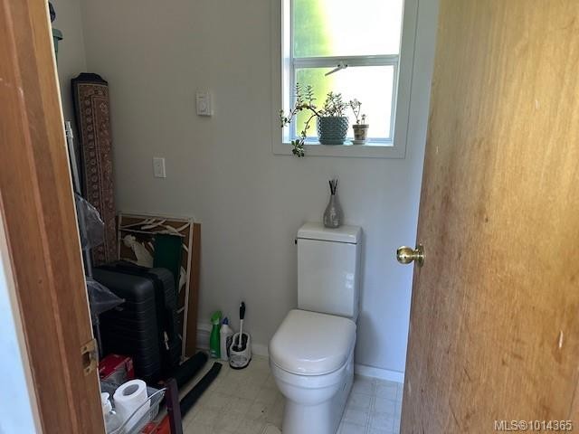 3-8290 Sa-Seen-Os Rd, Youbou, BC