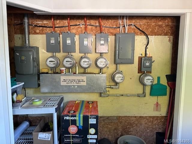 3-8290 Sa-Seen-Os Rd, Youbou, BC