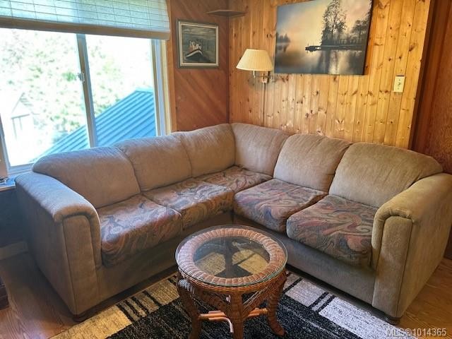 3-8290 Sa-Seen-Os Rd, Youbou, BC