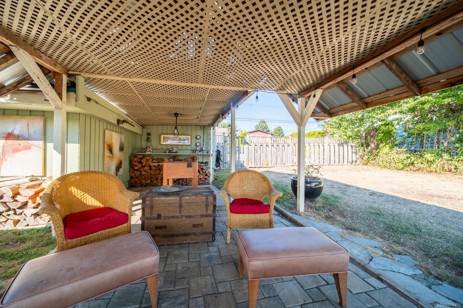 9885 Willow St, Chemainus, BC