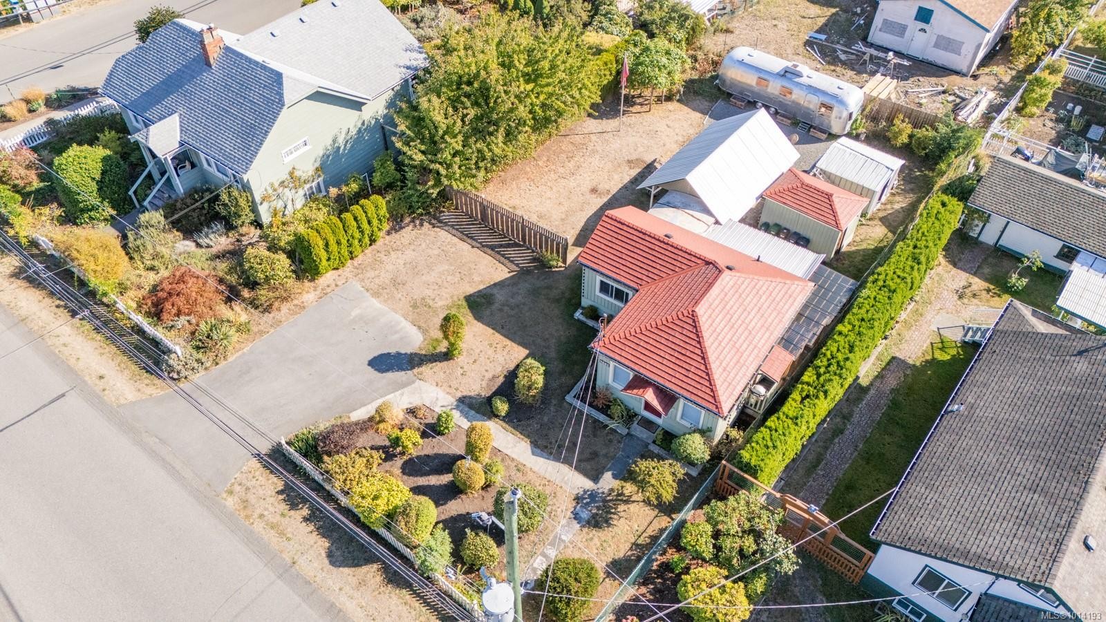 9885 Willow St, Chemainus, BC