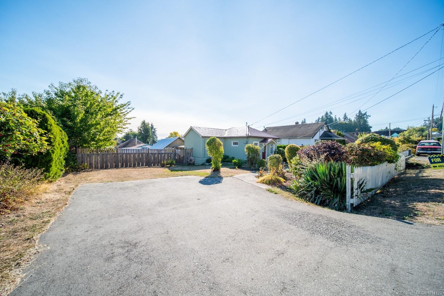 9885 Willow St, Chemainus, BC