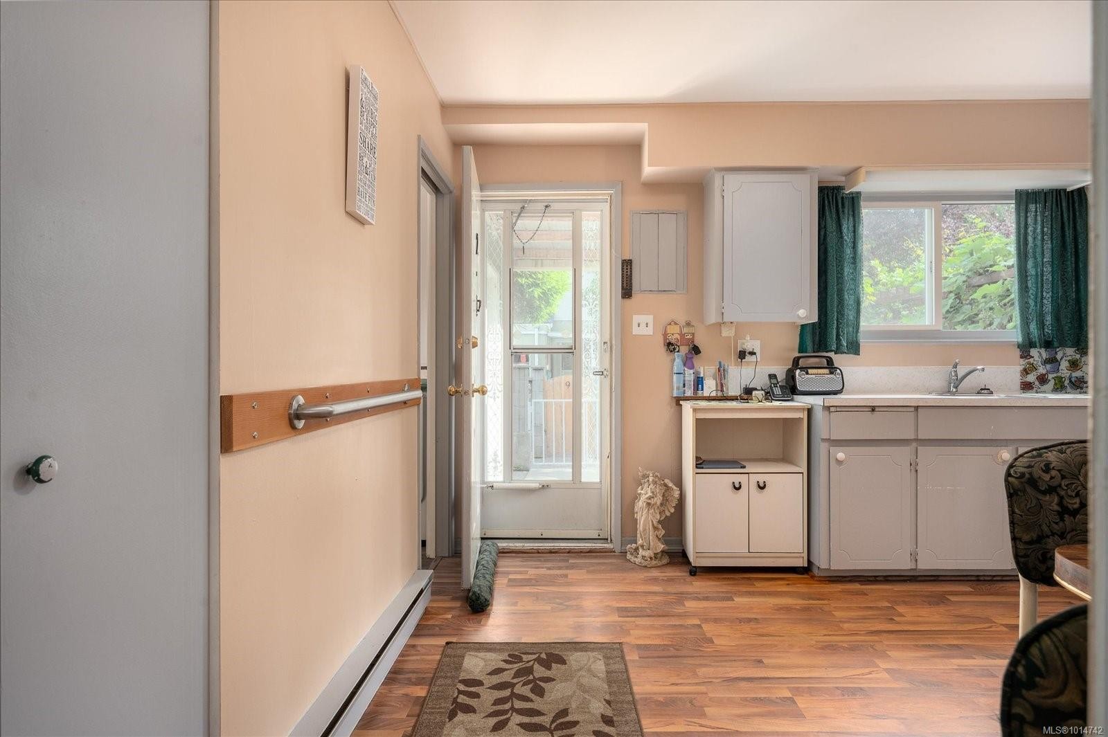 2-1656 Meredith Rd, Nanaimo, BC