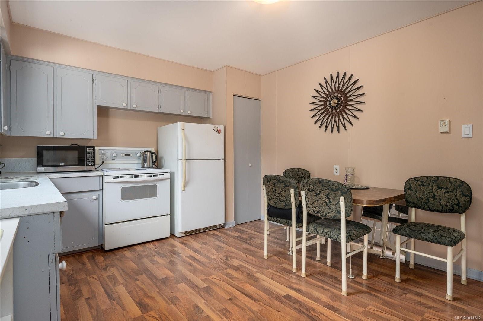 2-1656 Meredith Rd, Nanaimo, BC