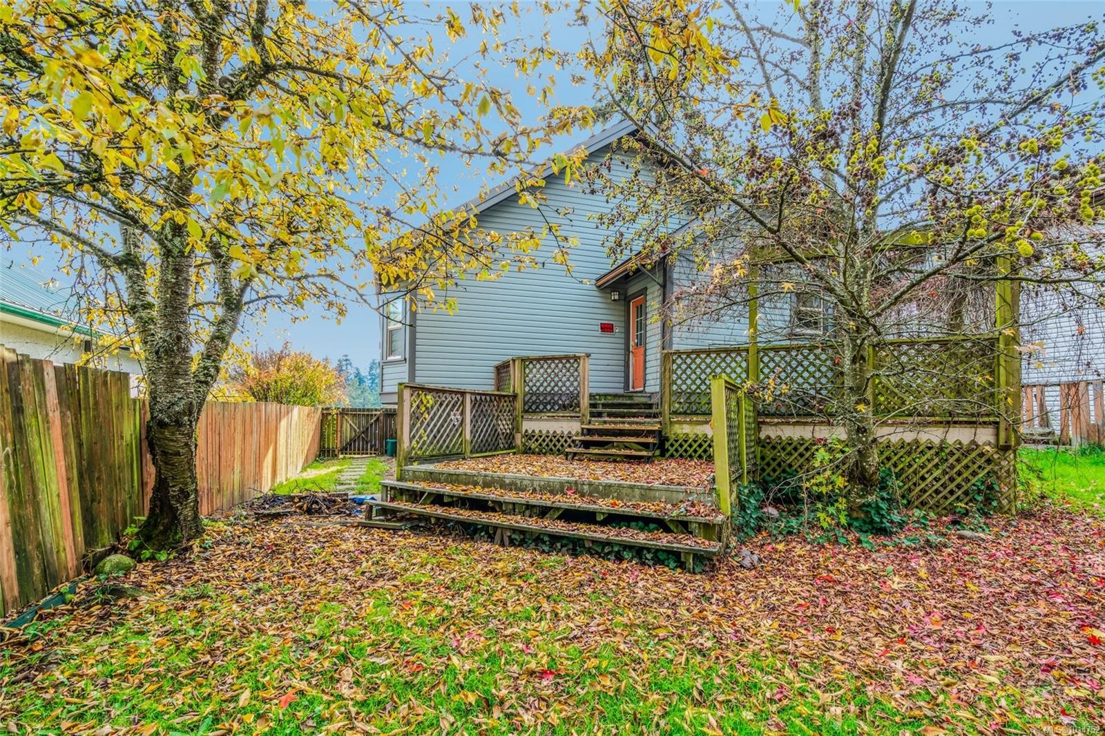 582 Bradley St, Nanaimo, BC