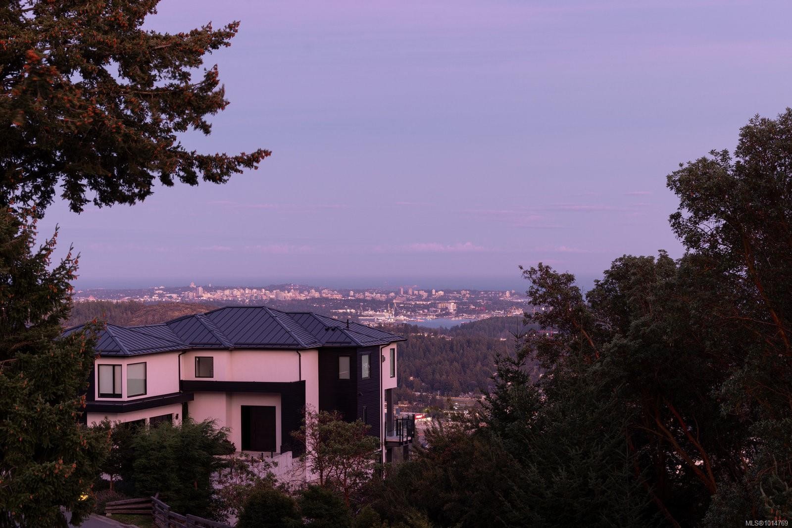 1414 Grand Forest Close, Langford, BC