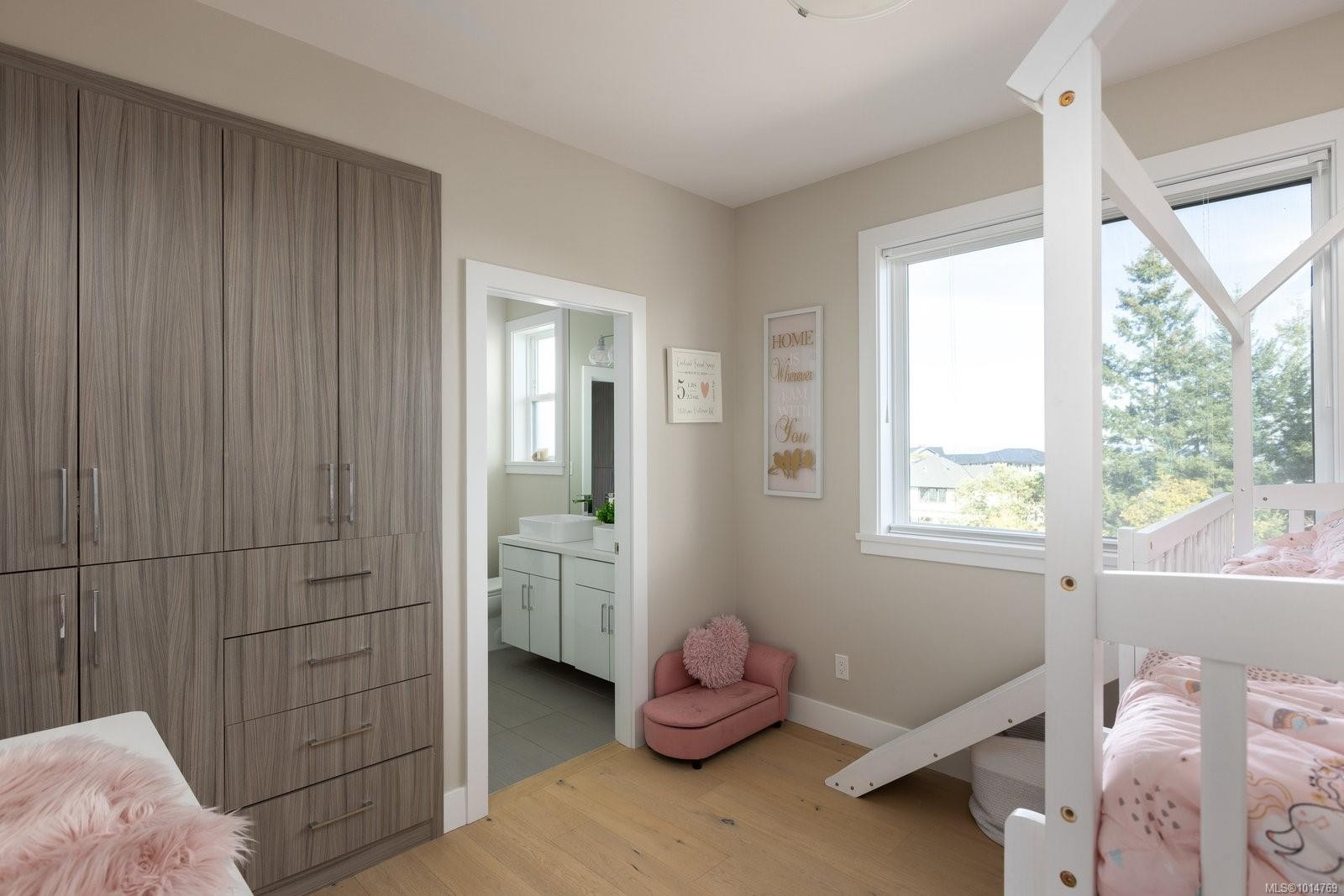 1414 Grand Forest Close, Langford, BC