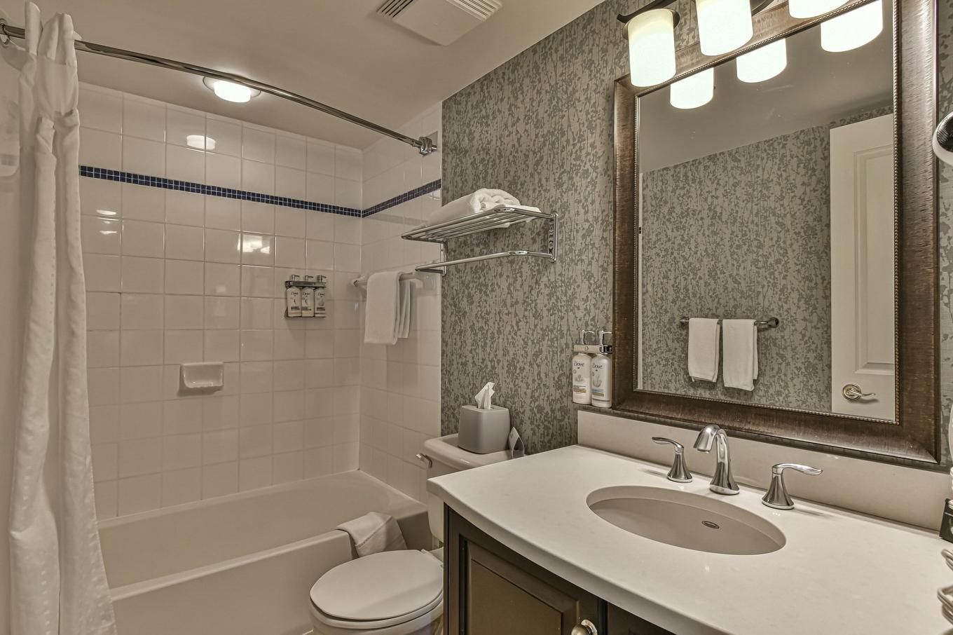 Salle de bains - 441-160 Ch. Du Curé-Deslauriers, Mont-Tremblant, QC - Indoor Photo Showing Bathroom