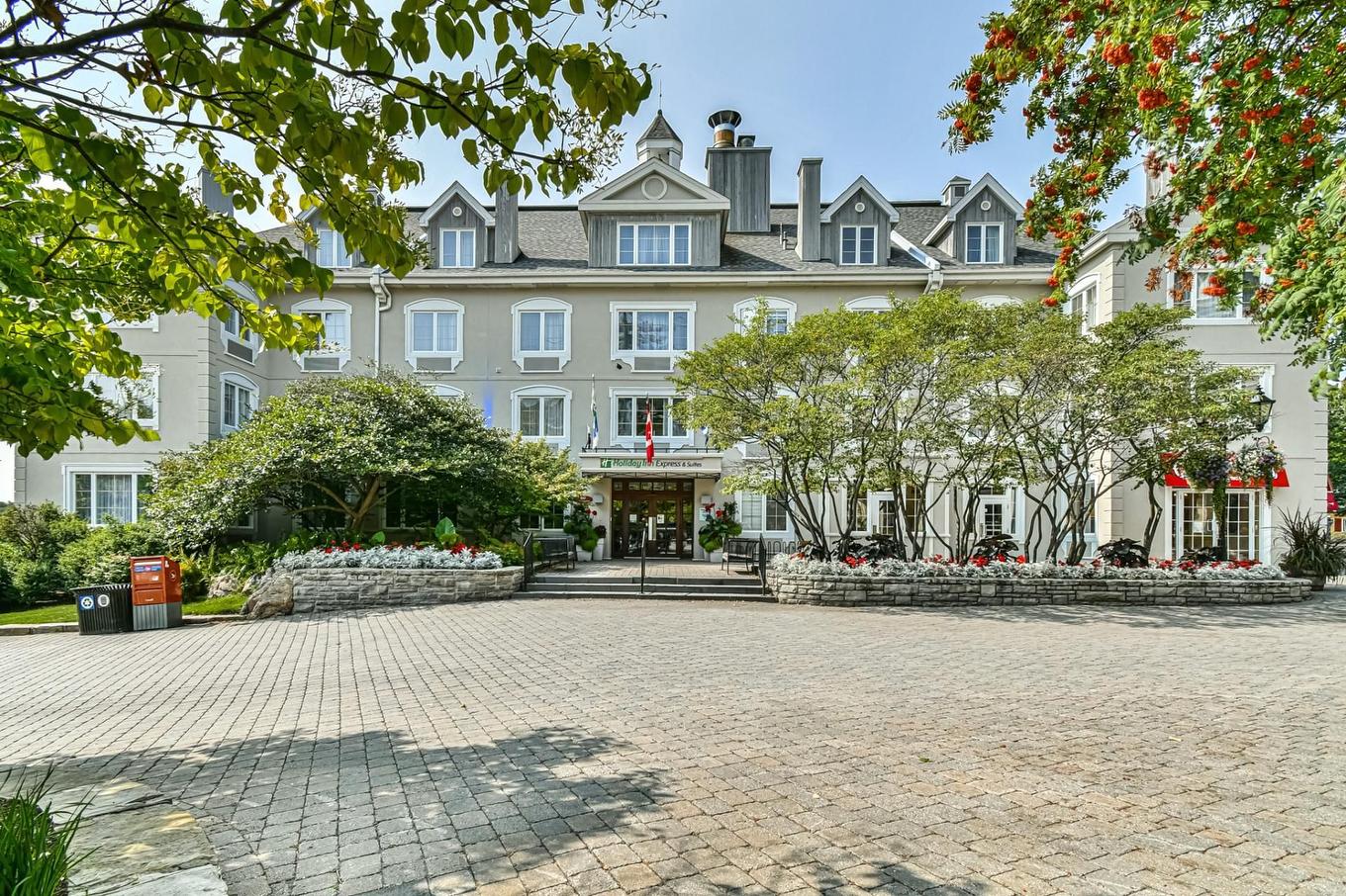 Façade - 441-160 Ch. Du Curé-Deslauriers, Mont-Tremblant, QC - Outdoor With Facade