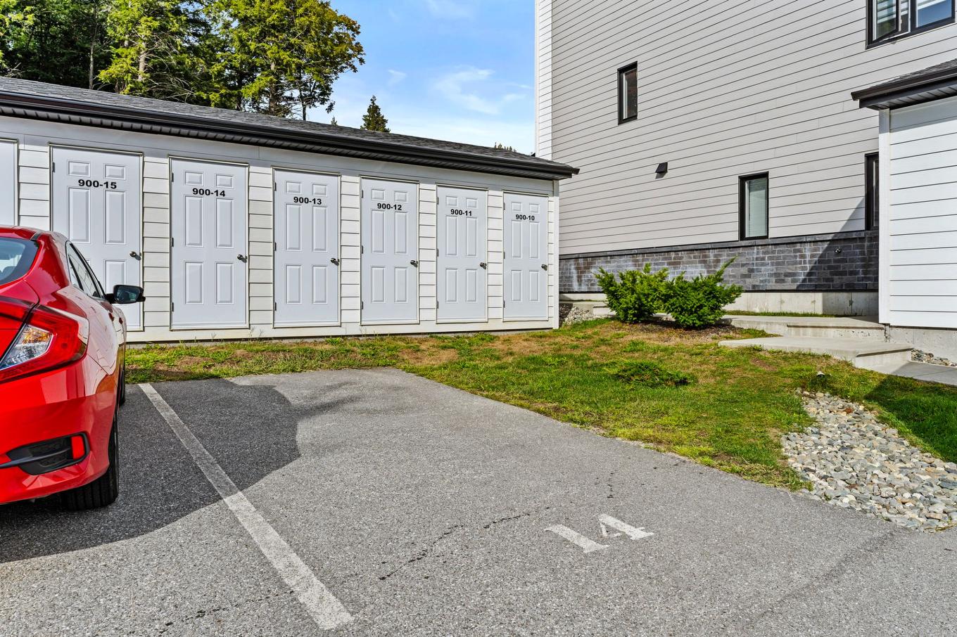 Parking - 14-900 Rue Du Gisement, Sherbrooke (Les Nations), QC - Outdoor With Exterior