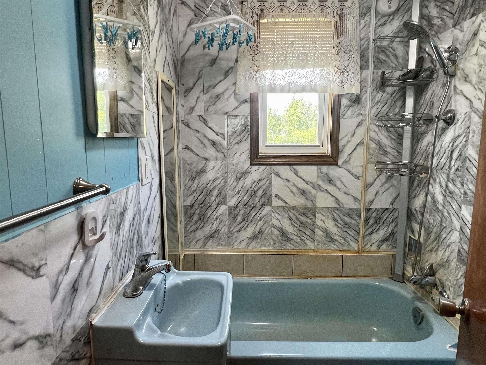 5320 Highway 6, Caribou River, NS - Indoor Photo Showing Bathroom
