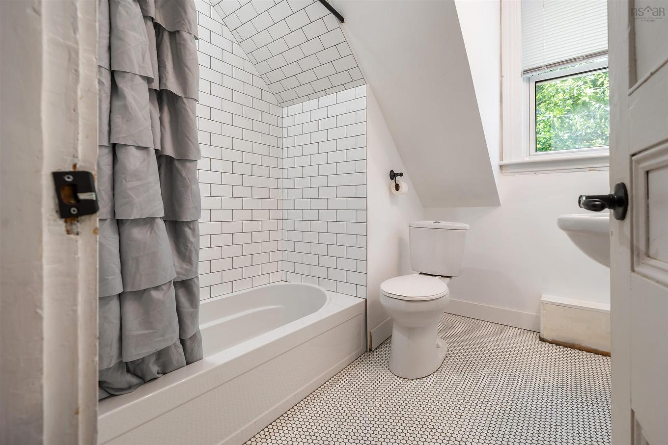 69 Maple Avenue, New Glasgow, NS