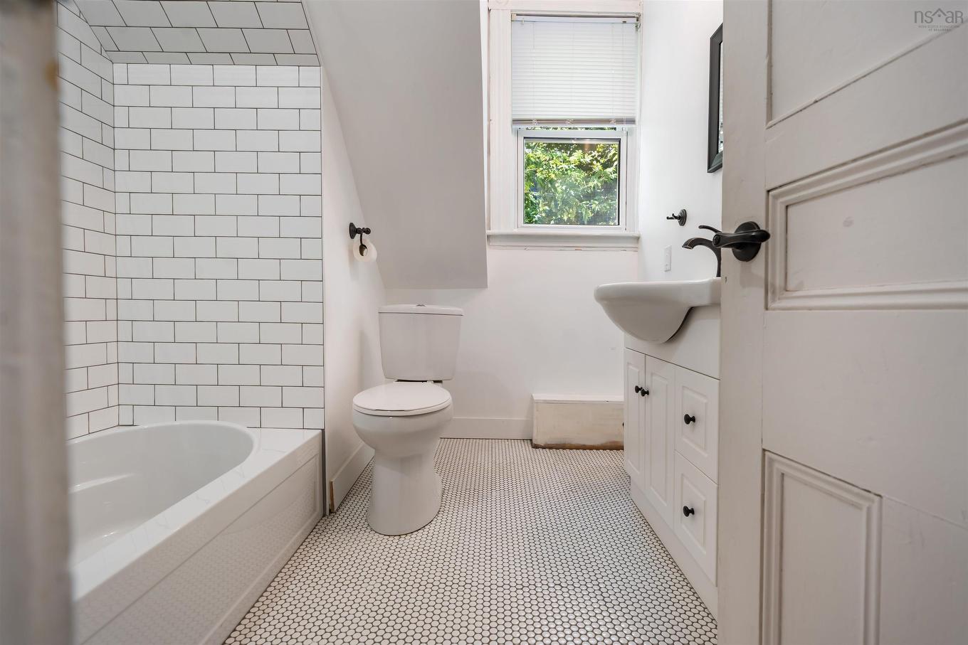 69 Maple Avenue, New Glasgow, NS