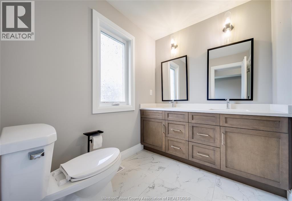 4403 Belmont, Comber, ON - Indoor Photo Showing Bathroom