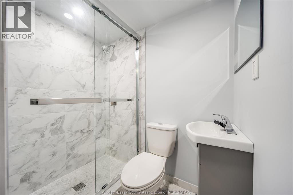 4403 Belmont, Comber, ON - Indoor Photo Showing Bathroom