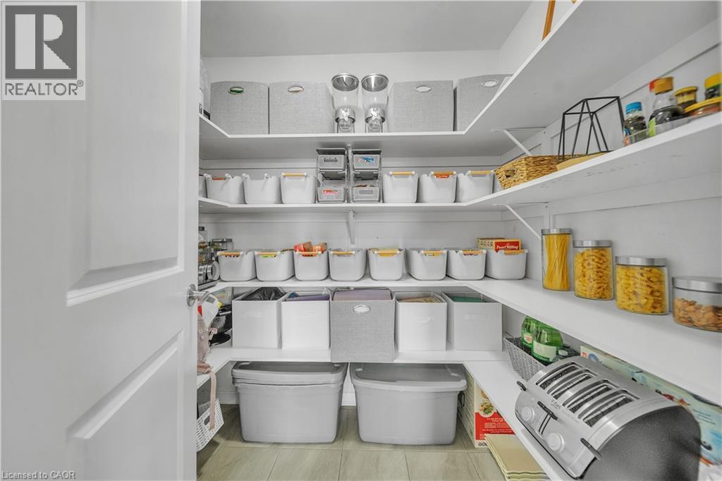 237 Kinsman Drive, Binbrook, ON - Indoor