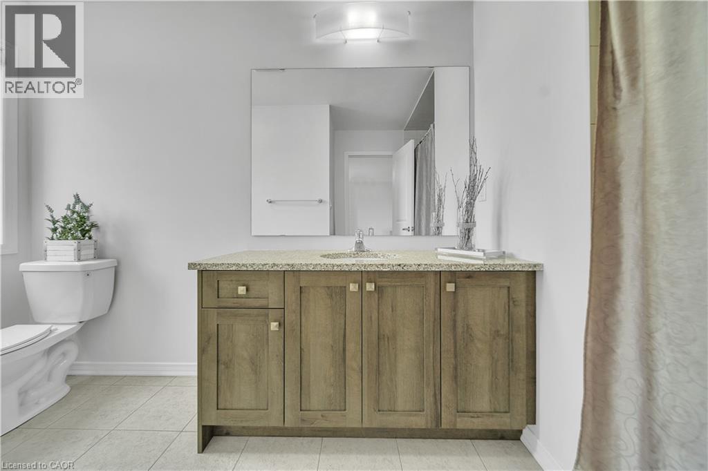 237 Kinsman Drive, Binbrook, ON - Indoor Photo Showing Bathroom