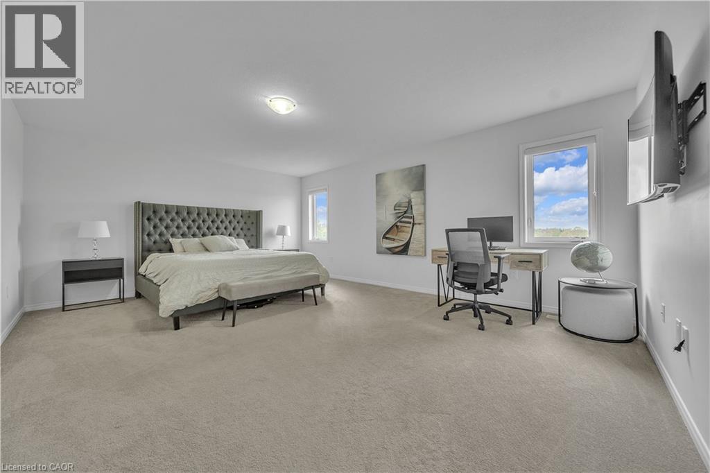 237 Kinsman Drive, Binbrook, ON - Indoor Photo Showing Bedroom