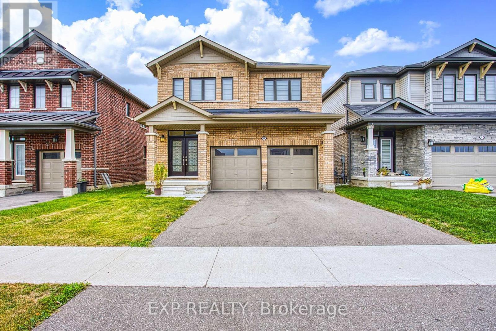 12 Midhurst Heights, Hamilton, ON - Outdoor With Facade